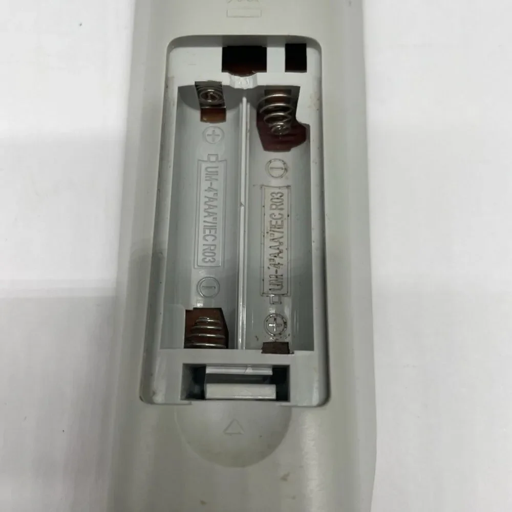 SAMSUNG 00070D Original OEM BLU-RAY Player Remote BD-P1500, BD-P2500 *TESTED